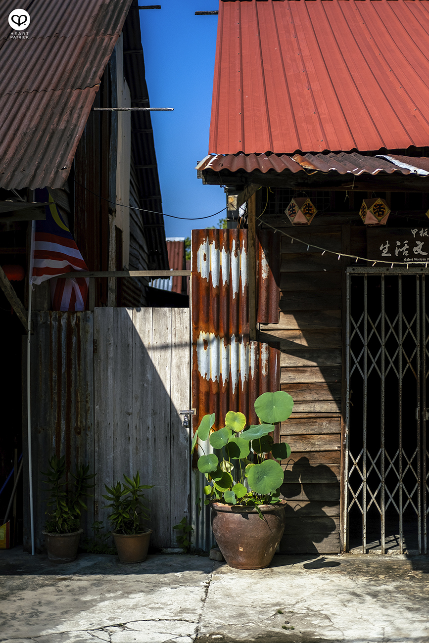 heartpatrick papan pusing perak abandoned town malaysia