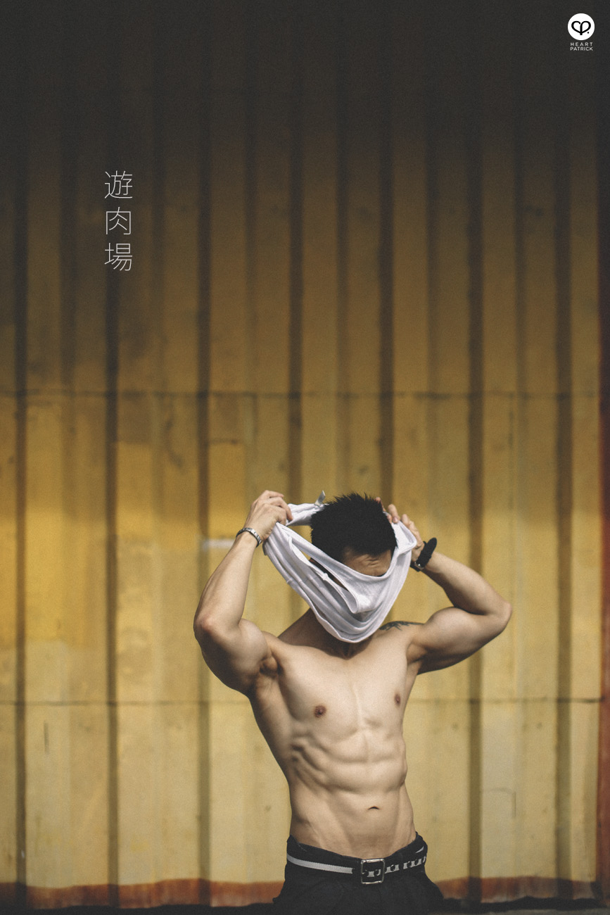 [Image: asian_male_bodybuilding_powerlifting01.jpg]